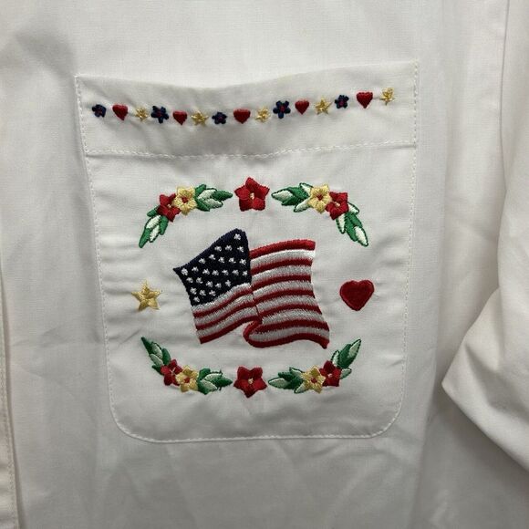 Karen Scott Embroidered Blouse White Button‎ Up Short Sleeved Sz In Description - Picture 3 of 5